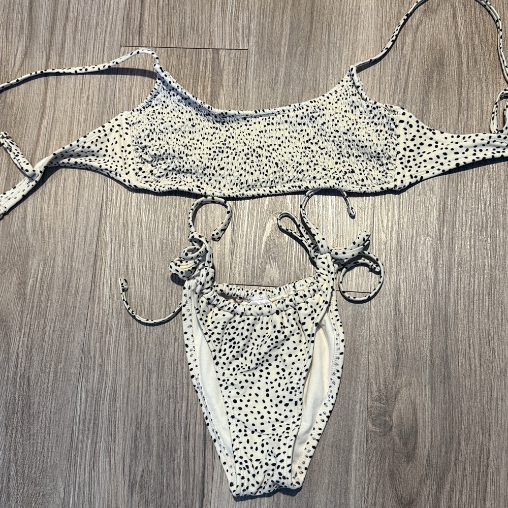 Spotted Bikini - Small Bottoms, Large Top